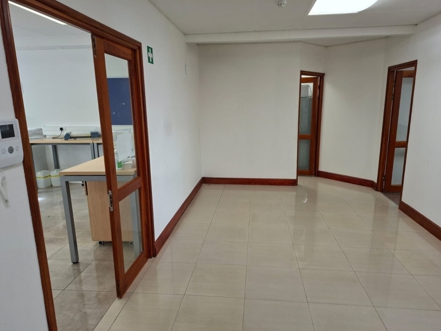 To Let Commercial Property for Rent in Brandwacht Western Cape